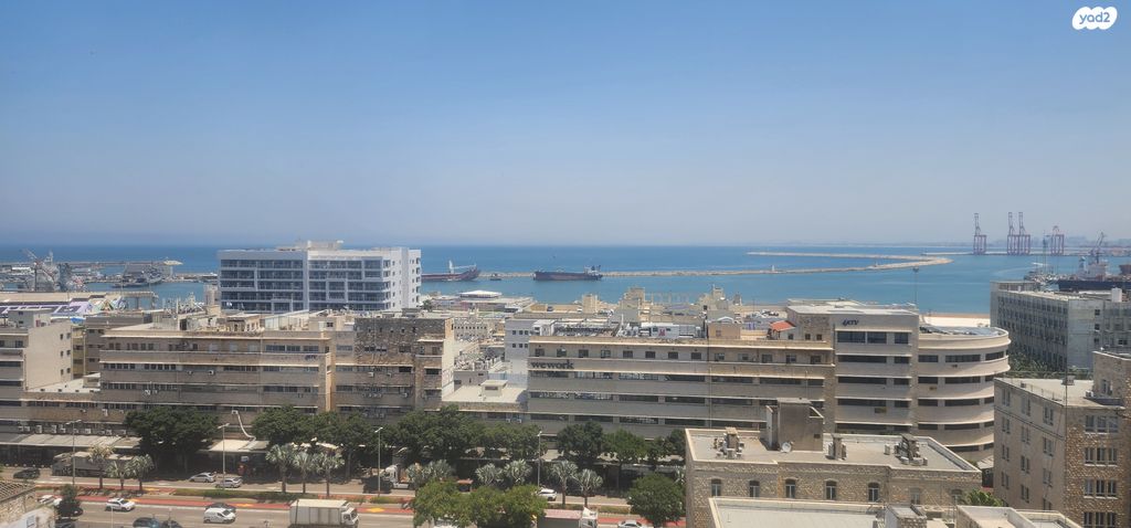 משרדים, שער פלמר, תחנת רכבת השמונה, חיפה