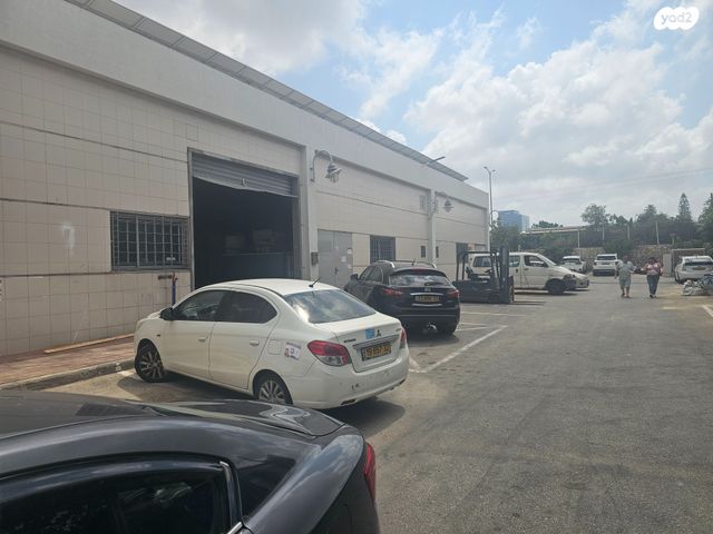 אזור תעשיה א