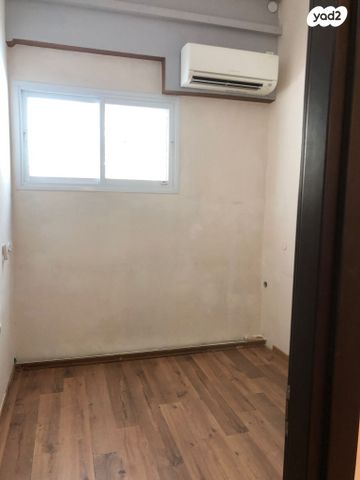 משרדים, רוקח, שכונת גפן, רמת גן