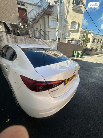 מאזדה 3