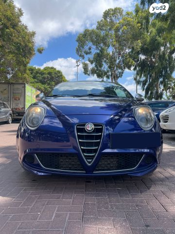 מודעת רכב אלפא רומיאו מיטו