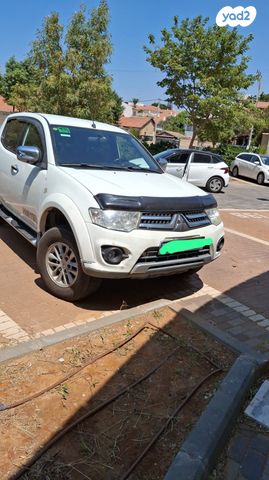 טרייטון / L200 Dakar אוט׳ 2.5 (178 כ״ס) [2010-2015]