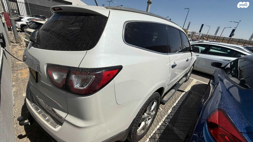 שברולט טראוורס