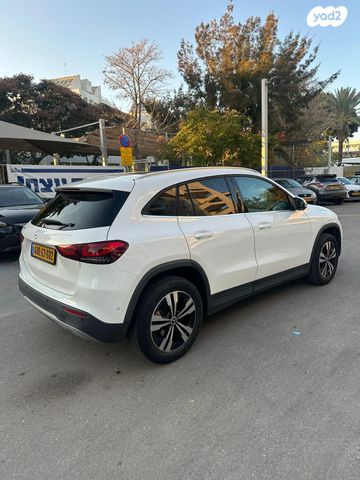 מרצדס-בנץ GLA