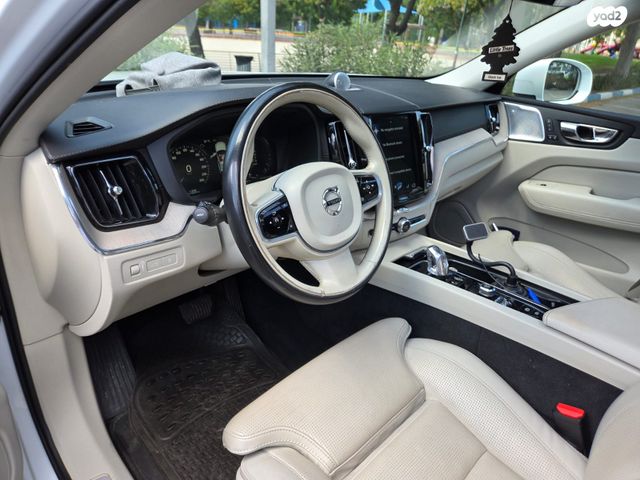 וולוו XC60