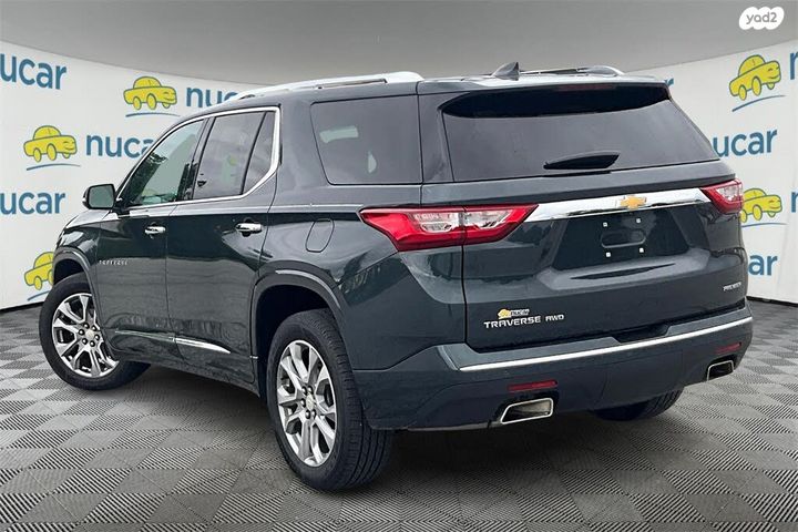 שברולט טראוורס