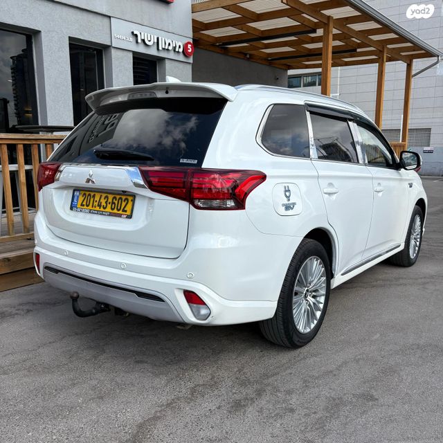 מודעת רכב מיצובישי אאוטלנדר 1