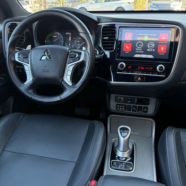 מיצובישי אאוטלנדר