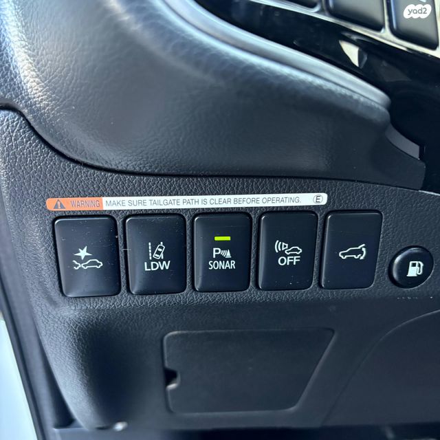 מיצובישי אאוטלנדר