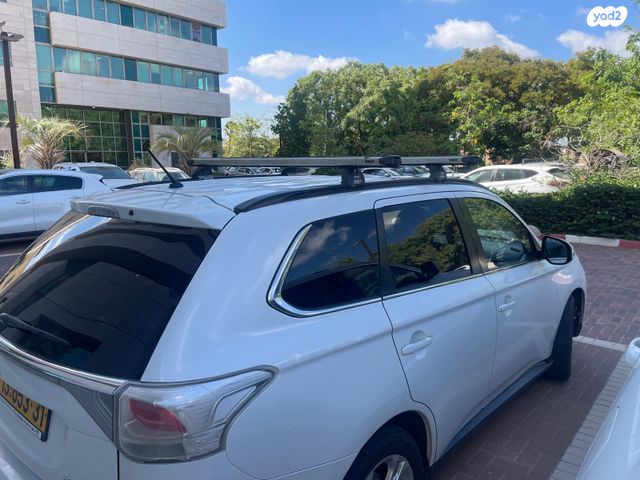 מיצובישי אאוטלנדר