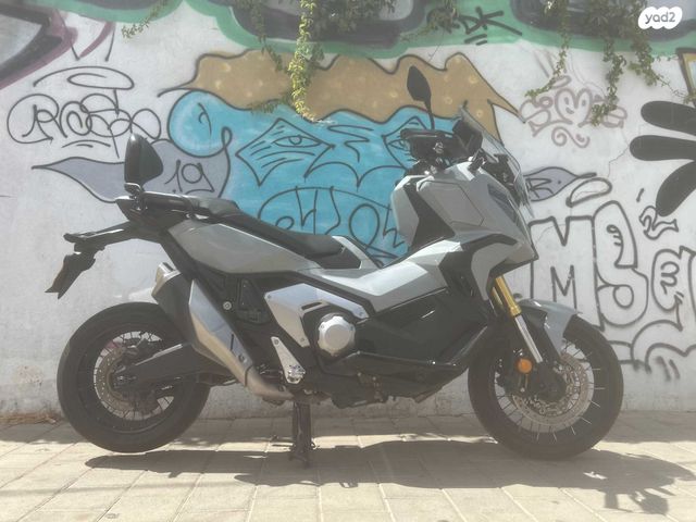 מודעת רכב הונדה X-ADV750