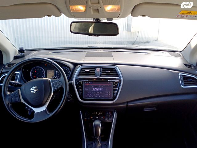 סוזוקי S-Cross