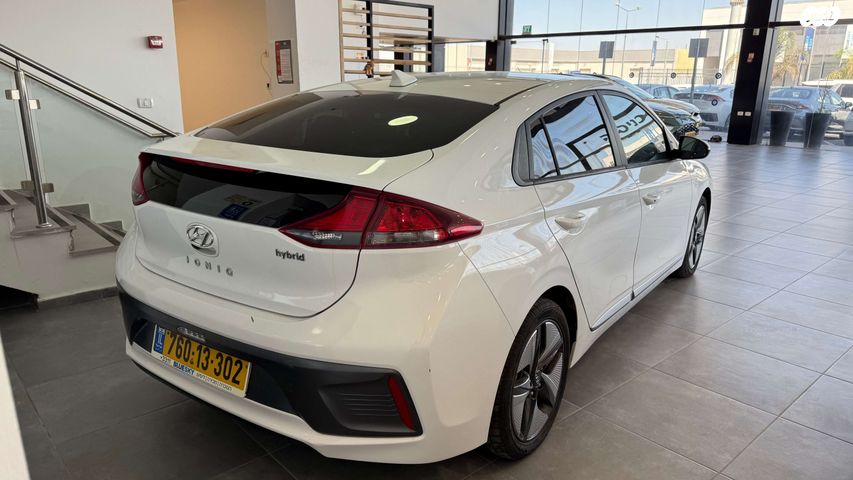 יונדאי איוניק