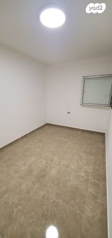 דירה, זרובבל 31, דקל, אפרת