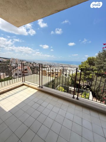 דו משפחתי, ויתקין, אחוזה, חיפה