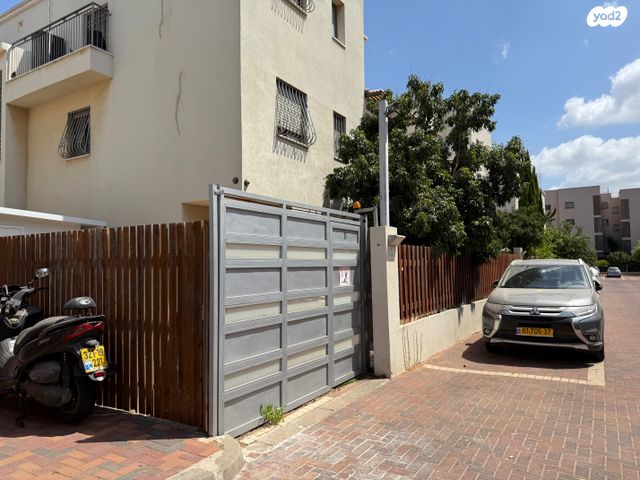 דירת גן, כפר יונה