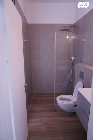 דו משפחתי, חמנייה, עתלית