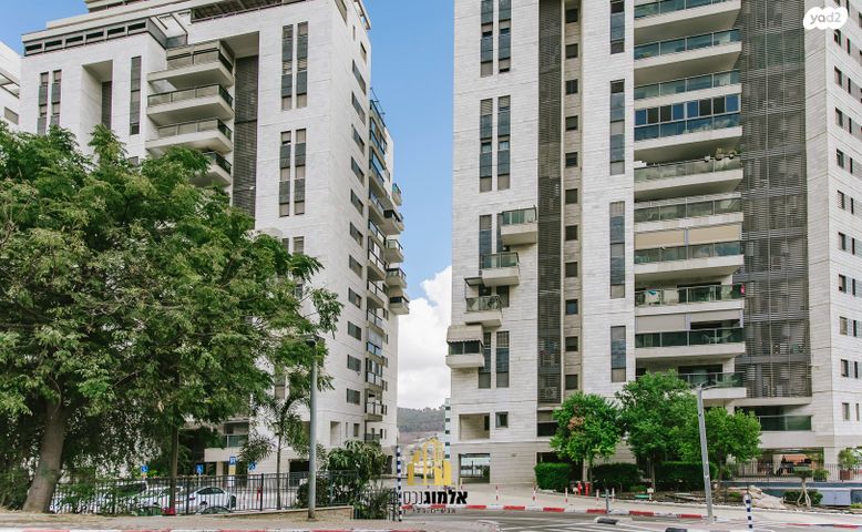 דירה, העלייה 3, בית שמש