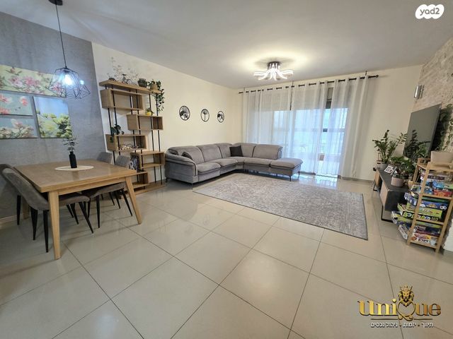 דירה, שדרות בית וגן, בית וגן, קרית אתא