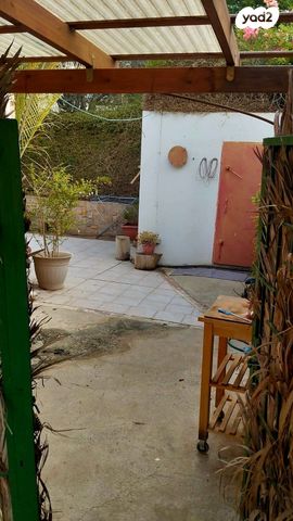 בית פרטי/ קוטג', אהוד בן גרא 24, העיר העתיקה, רמב"ם, דרום, באר שבע