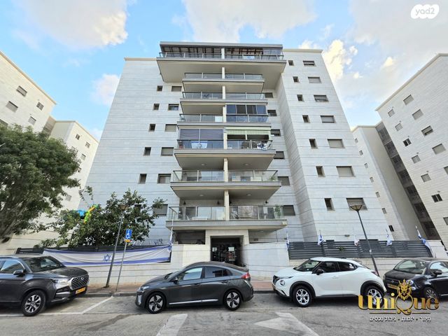 דירה, שדרות בית וגן, בית וגן, קרית אתא