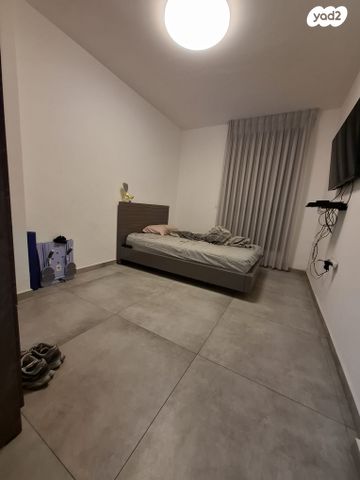 דירה, דרך משה דיין 34, כפיר, נווה כפיר, תל אביב יפו