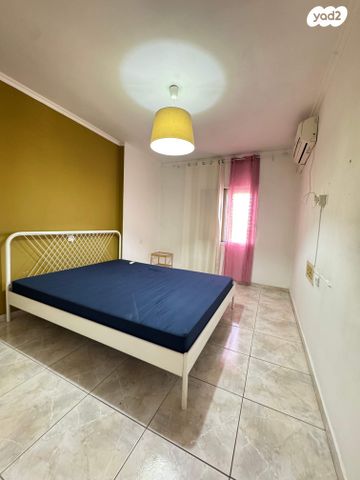 דירה, לוס אנג'לס, אופיר, אילת