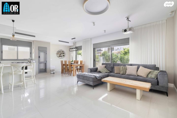 דו משפחתי, הגליל, אמירי גן, גדרה