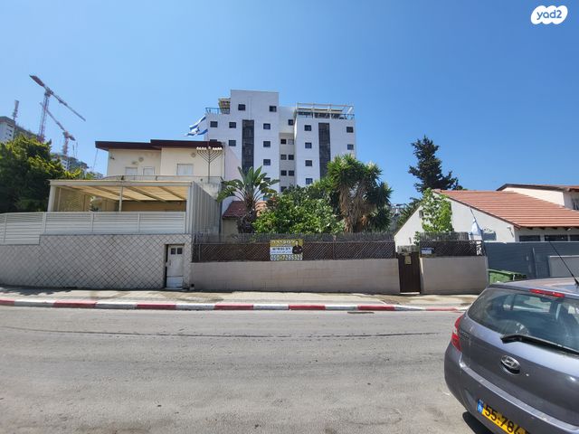 מגרשים, דגניה, ותיקים, בת ים