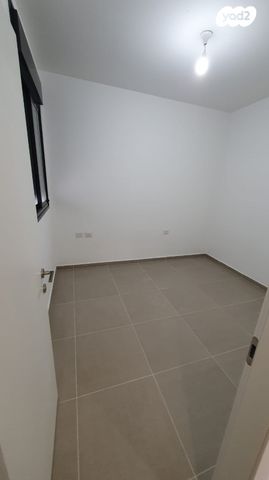 דירה, רועי קליין, קרית קריניצי, רמת גן