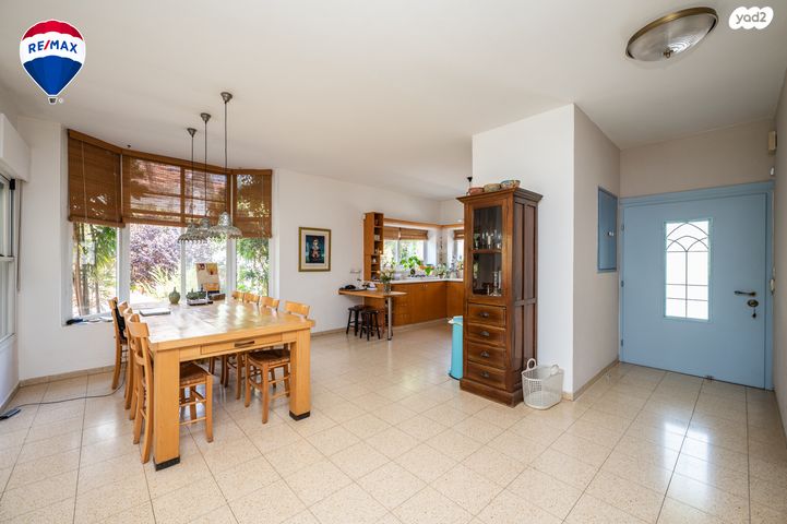 דו משפחתי, זכרון יעקב