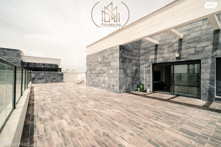 גג/ פנטהאוז, שפיה, עיר היין, אשקלון