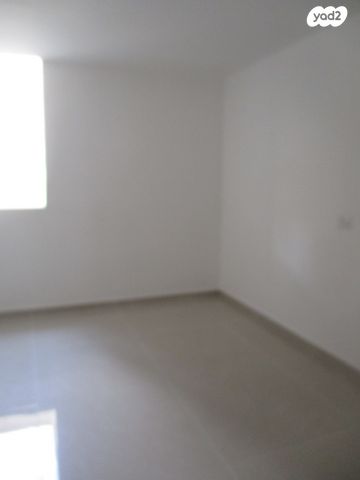 דירת גן, שדרות נחל צאלים, רמת הנחלים / רמת בית שמש א', בית שמש