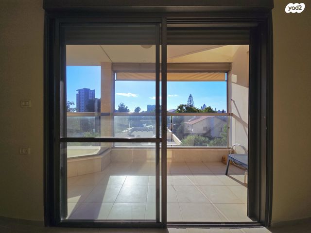 דירה, הרב ריינס 25, צפון מזרח מרכז העיר, נתניה