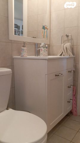 דירה, דרך האילנות, גדרה