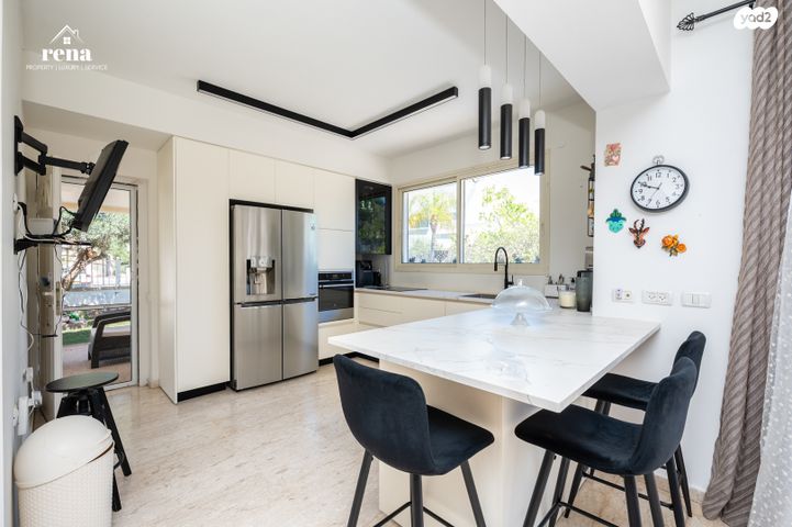 בית פרטי/ קוטג', המעוף, קיסריה