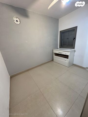 דירת גן, שדרות עמק יזרעאל, שקמים ואגמים, אשקלון