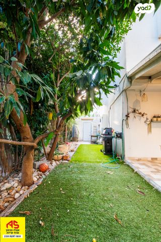 דו משפחתי, לח"י 52, הפרפר, קרית ביאליק