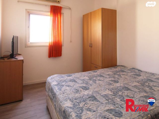 גג/ פנטהאוז, בזל 8, דרום מערב ותיק, בת ים