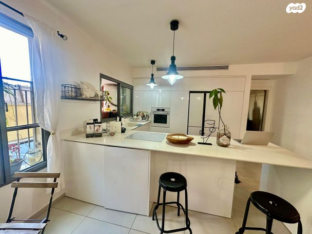 דירה, אלעזר בן עזריה, תל אביב יפו