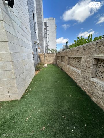 דירת גן, שדרות עמק יזרעאל, שקמים ואגמים, אשקלון