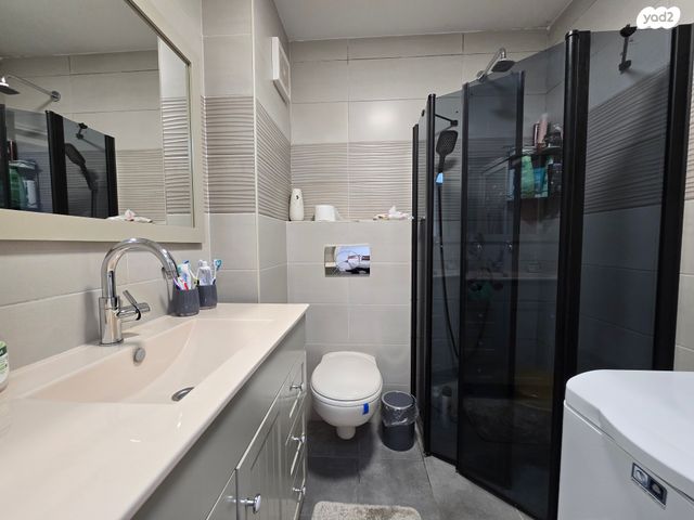 דירת גן, השופר, מעלה אדומים