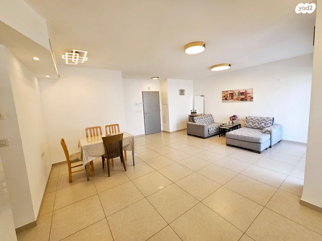 דירה, אלה 10, החורש, חריש