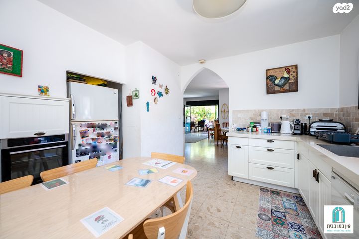 דו משפחתי, בנימינה גבעת עדה