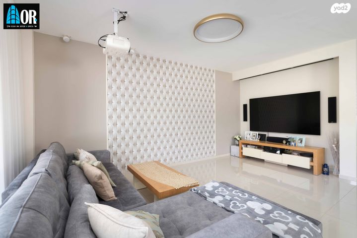 דו משפחתי, הגליל, אמירי גן, גדרה