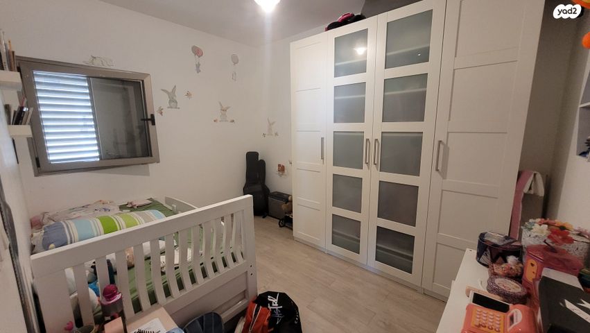 דירה, דרך האילנות, גדרה