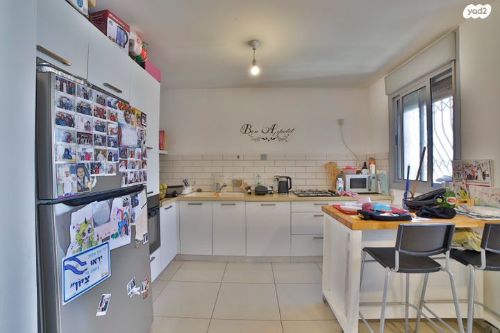 דירה, הרב ישעיהו משורר 25, הדר גנים, פתח תקווה