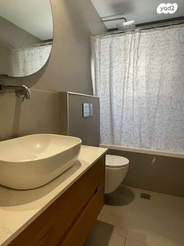 דירה, א.ד. גורדון, חיפה