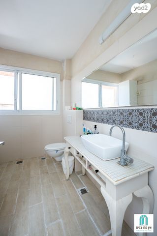 דו משפחתי, בנימינה גבעת עדה