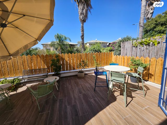 דו משפחתי, נטפים, צור הדסה